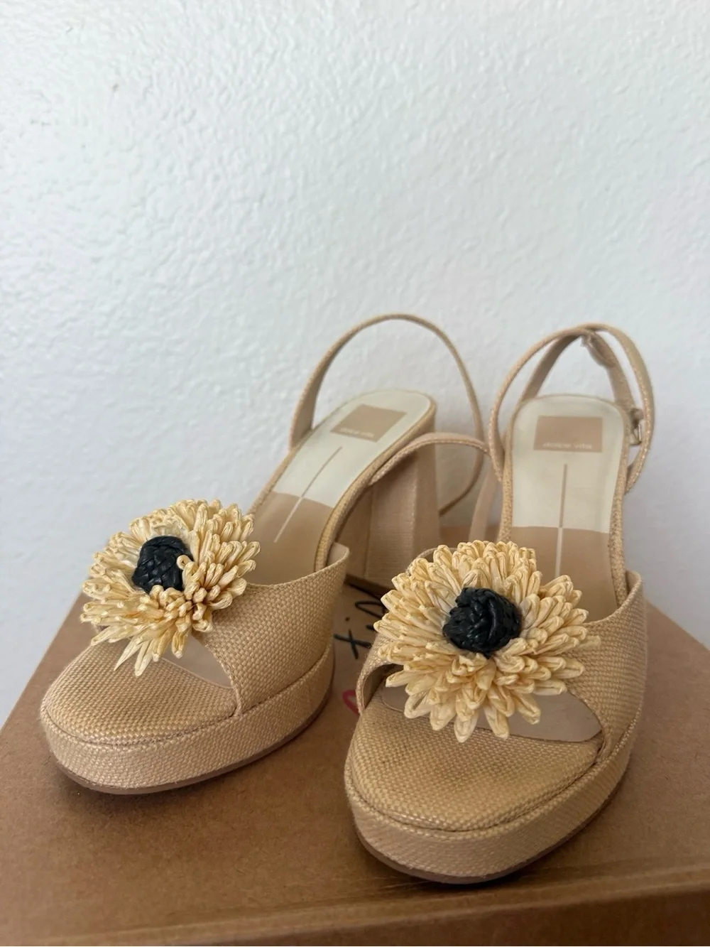 Dolce Vita Beige Platform Slingback Sandals with Floral Accent